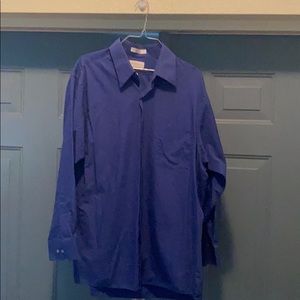 Van Heusen Men’s dress shirt